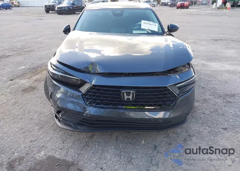 2025 Honda Accord Se из США, поврежденный, VIN 1HGCY1F4XSA032152